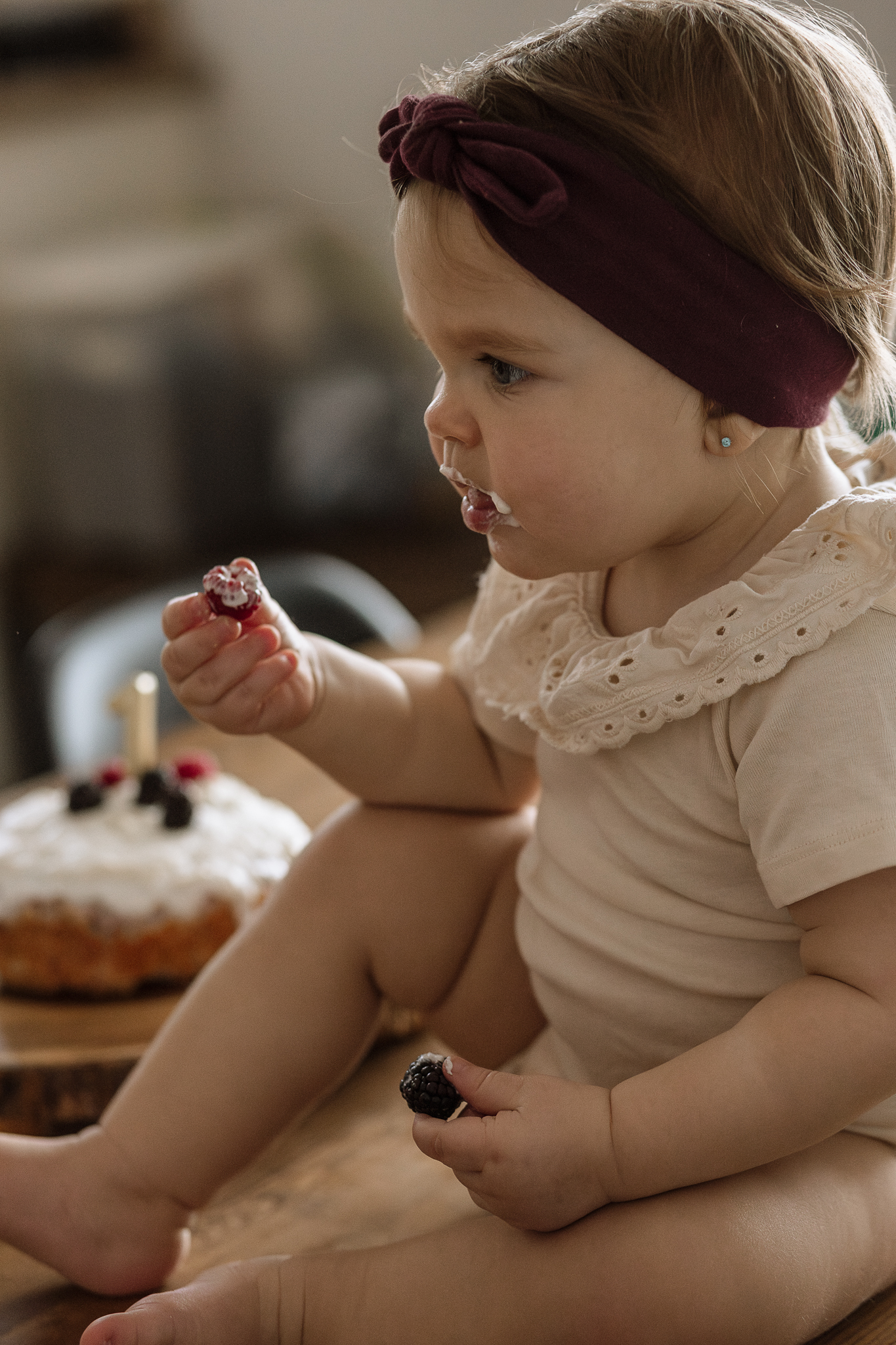 Photographe bébé 1 an Québec – portrait naturel en lumière douce